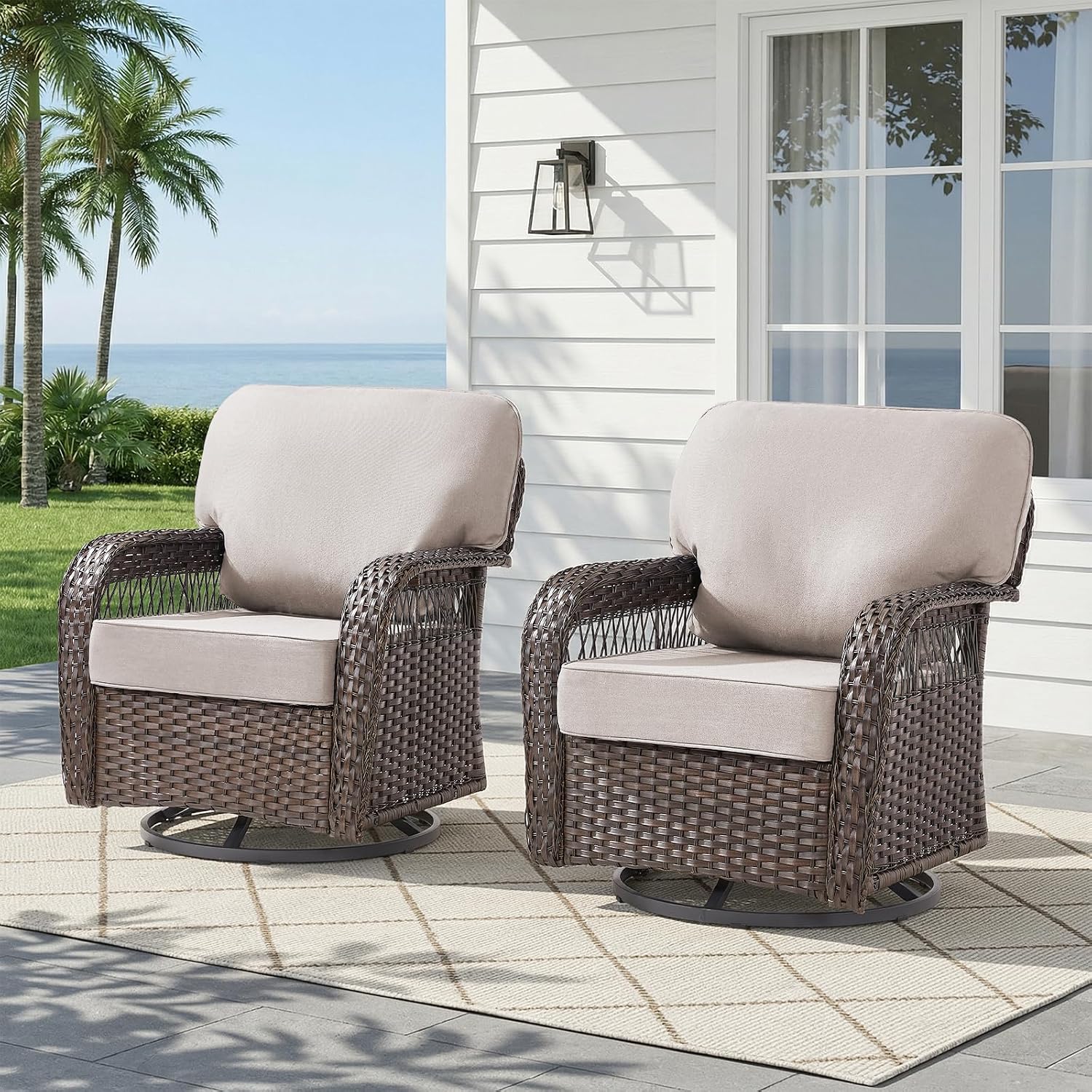 Deck Chair Lounger - 籐製スイベルロッカーパティオチェア2脚セット、デッキ、ポーチ、庭用屋外家具、ベージュ、カスタマイズ可能