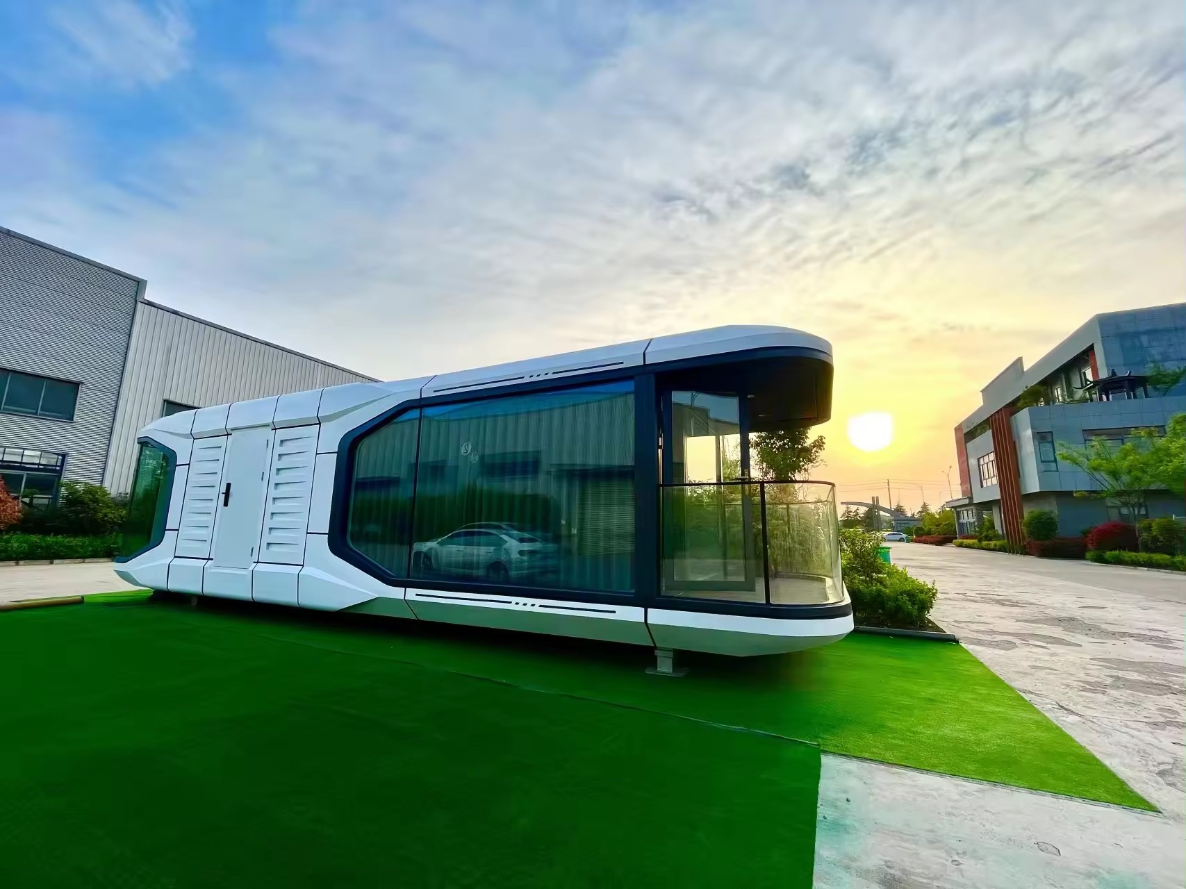 Outdoor Furniture Spain - スペインホテル スペースカプセルハウス 5つ星 スチール建築 スペースカプセルコンテナハウス 商業用ハウス