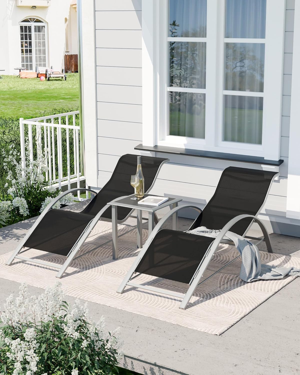 パティオプールチェアサンラウンジャー3点セット、サイドテーブ - Deck Chair Lounger のレビューと価格
