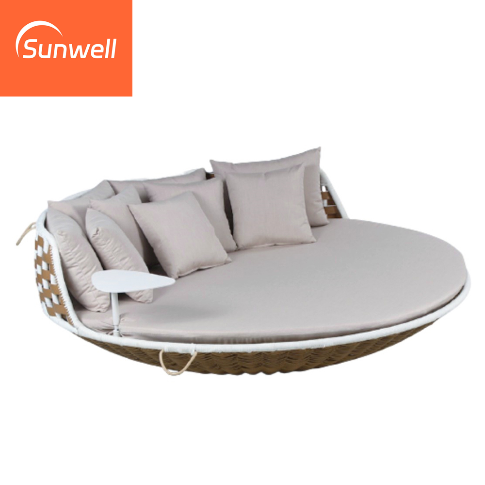 新しい屋外用ラタン製デイベッドスイング、パティオ用レジャー吊 - Outdoor Daybed Furniture のレビューと価格