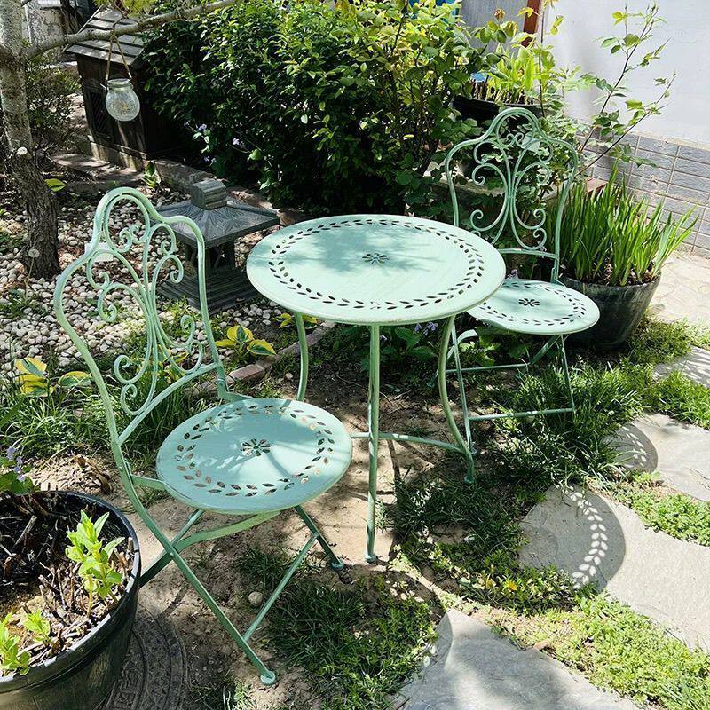 フランスのカントリースタイルの鉄製テーブルと椅子、屋外パティ - Outdoor Furniture Metal Chairs のレビューと価格