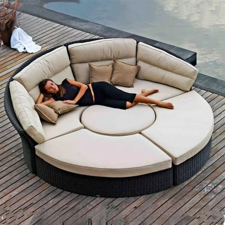 高級ガーデン屋外家具ラウンドウィッカーデイベッド大型パティオ - Outdoor Daybed Furniture のレビューと価格