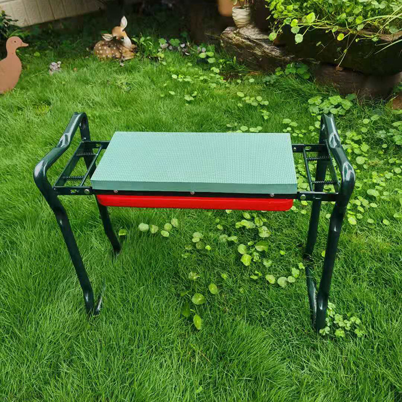 ポータブル折りたたみ式ガーデンニーラースツール 2 in 1 - Garden Bench Metal のレビューと価格