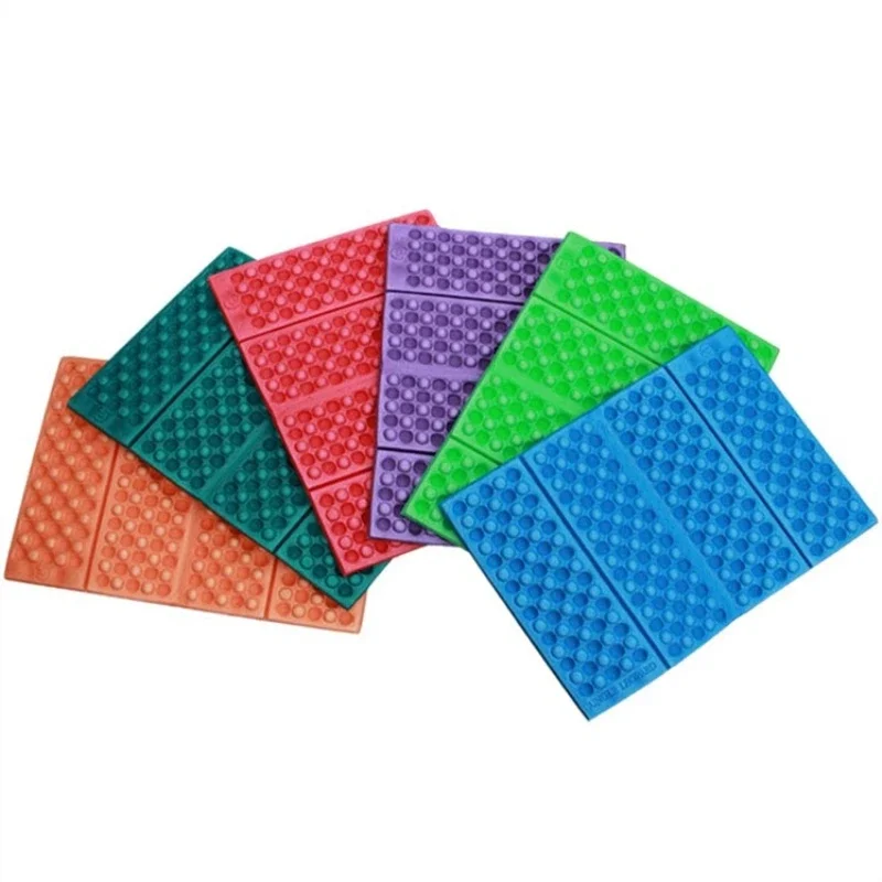 ポータブル防水キャンプシートパッドソフトクッション屋外折りた - Outdoor Furniture Pads のレビューと価格